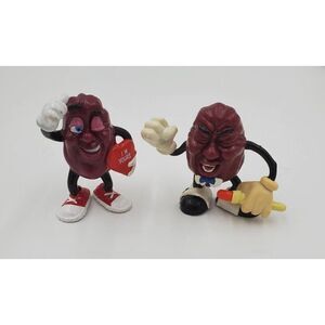 Vintage The California Raisins Action Figures Lot Of 2 I Love You & Singing 3"